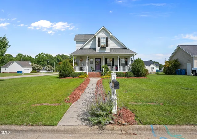 4th image of 201 Bishop Ln, Dunn, NC 28334 | MLS# 10179432