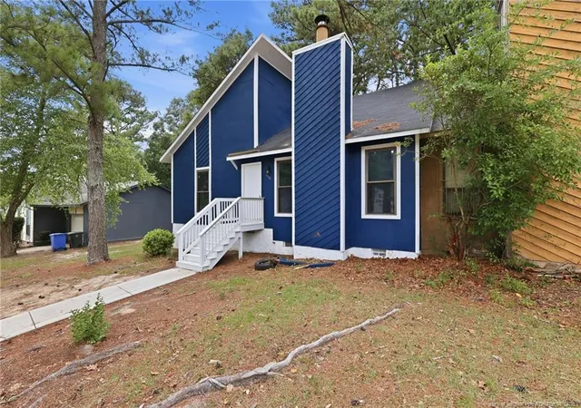 2nd image of 860 Danish Dr, Fayetteville, NC 28303 | MLS# 765758