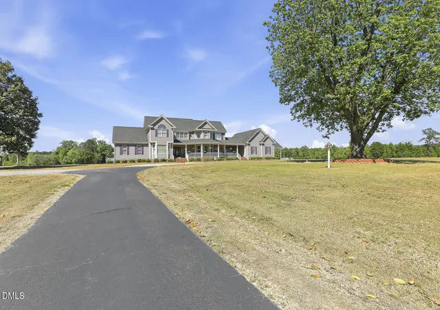Photo 4 of Single family home for sale at 345 Caulton Brown Rd, Lillington, NC 27546 | MLS# 10180434 | Listing updated on 2026-08-21