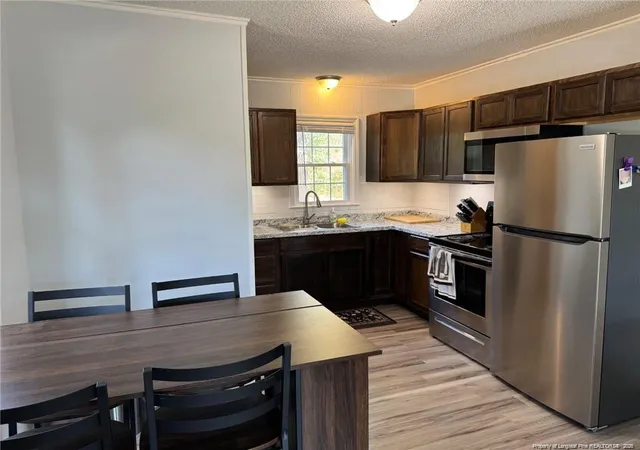 Photo 3 of Single family home for sale at 949 Chester Cir, Fayetteville, NC 28303 | MLS# 765767 | Listing updated on 2026-09-20