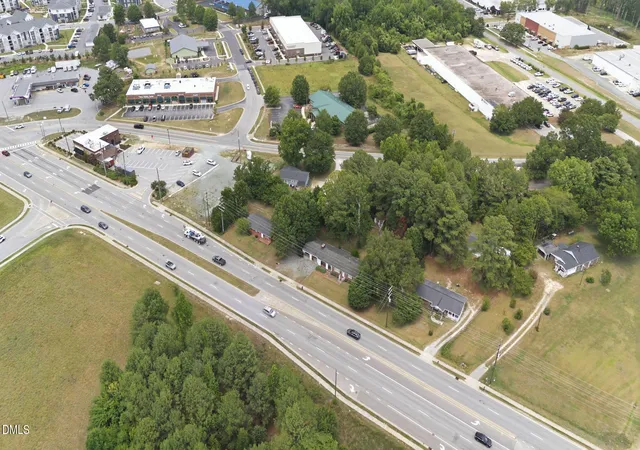 4th image of 2032 N Broad St, Fuquay Varina, NC 27526 | MLS# 10179486