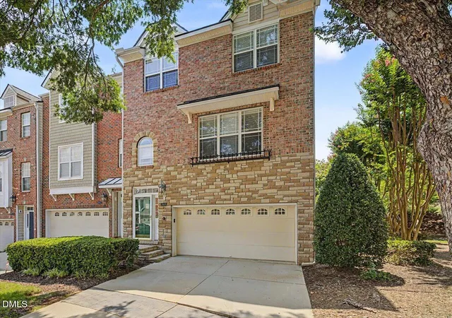Photo 2 of Sale Pending at 2949 Imperial Oaks Dr, Raleigh, NC 27614 | MLS# 10180193 | Listing updated on 2026-08-27