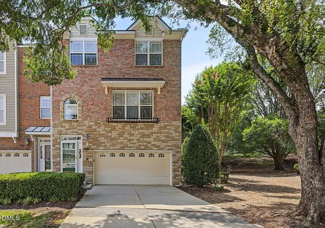 Photo 3 of Sale Pending at 2949 Imperial Oaks Dr, Raleigh, NC 27614 | MLS# 10180193 | Listing updated on 2026-08-27