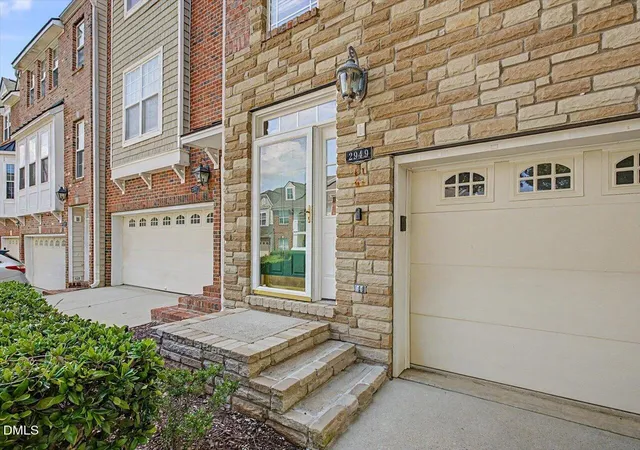 Photo 4 of Sale Pending at 2949 Imperial Oaks Dr, Raleigh, NC 27614 | MLS# 10180193 | Listing updated on 2026-08-27