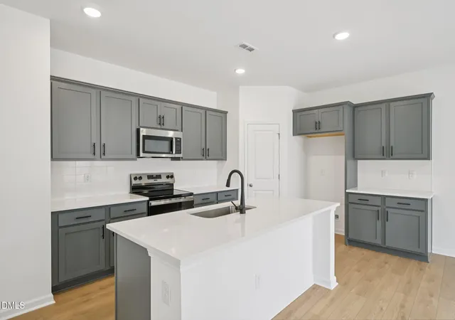 3rd image of 6652 Chillingham Dr #100, Middlesex, NC 27557 | MLS# 10179508