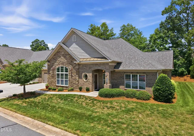 Photo 3 of Sale Pending at 5424 Ggo Dr, Greensboro, NC 27406 | MLS# 10179513 | Listing updated on 2026-08-27