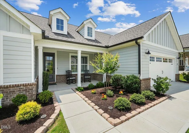 Photo 3 of Single family home for sale at 15 Whirlaway St, Clayton, NC 27520 | MLS# 10179553 | Listing updated on 2026-10-07