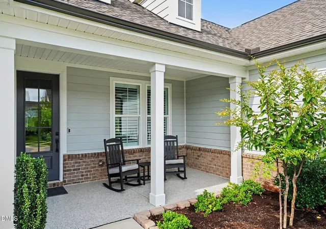 Photo 4 of Single family home for sale at 15 Whirlaway St, Clayton, NC 27520 | MLS# 10179553 | Listing updated on 2026-10-07