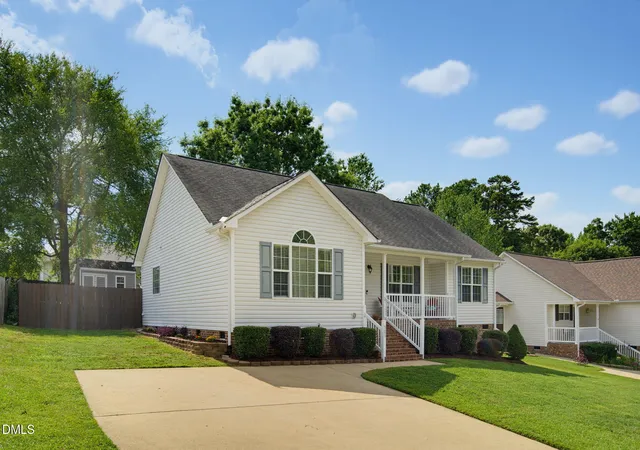 Homes for sale in Knightdale, NC | 303 Rock Hound Rd, Knightdale, NC 27545 | MLS# 10179697