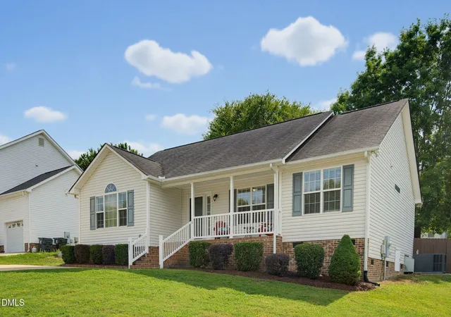 Homes for sale in Knightdale, NC | 303 Rock Hound Rd, Knightdale, NC 27545 | MLS# 10179697