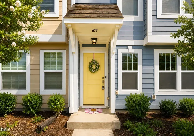 Photo 2 of Townhouse for sale at 677 Grand Central Sta, Apex, NC 27502 | MLS# 10180379 | Listing updated on 2026-09-08