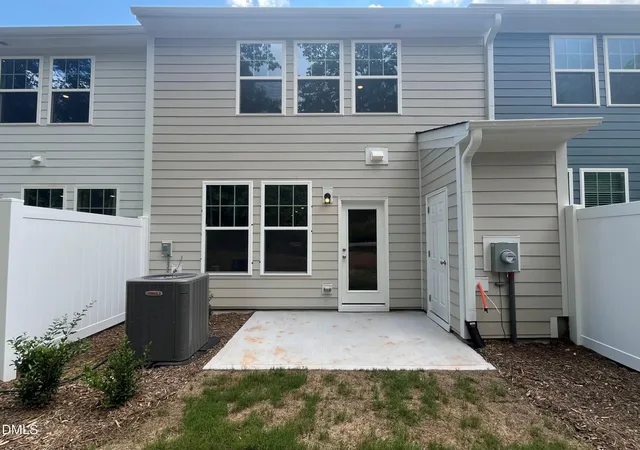 Photo 4 of Townhouse for sale at 1326 Hammond Dr, Mebane, NC 27302 | MLS# 10179683 | Listing updated on 2026-10-07