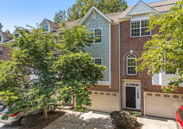 Homes for sale in Chapel Hill, NC | 145 Vintage Dr, Chapel Hill, NC 27516 | MLS# 10179661