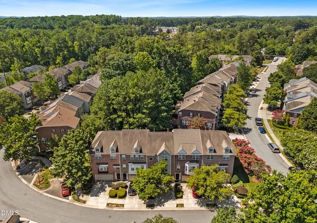 Homes for sale in Chapel Hill, NC | 145 Vintage Dr, Chapel Hill, NC 27516 | MLS# 10179661