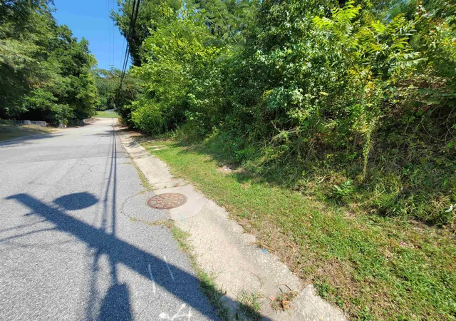 2nd image of 409 Adam St, Fayetteville, NC 28301 | MLS# 10179618