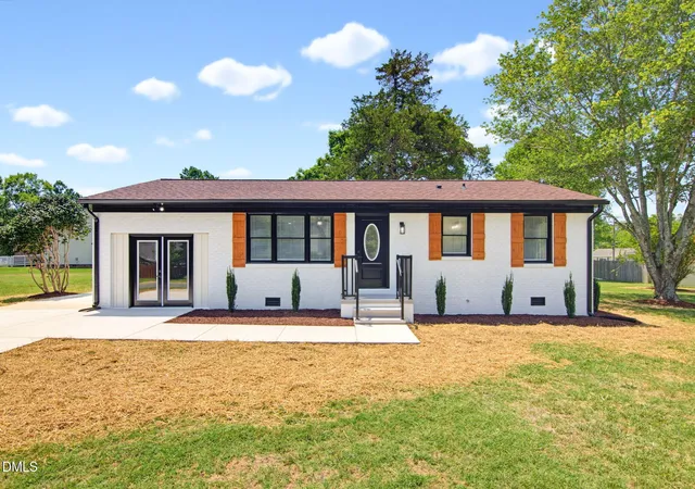 Photo 1 of Sale Pending at 725 Forest Dr, Gibsonville, NC 27249 | MLS# 10179651 | Listing updated on 2026-09-15