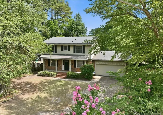 3rd image of 3308 Guilford Pl, Fayetteville, NC 28303 | MLS# 765807