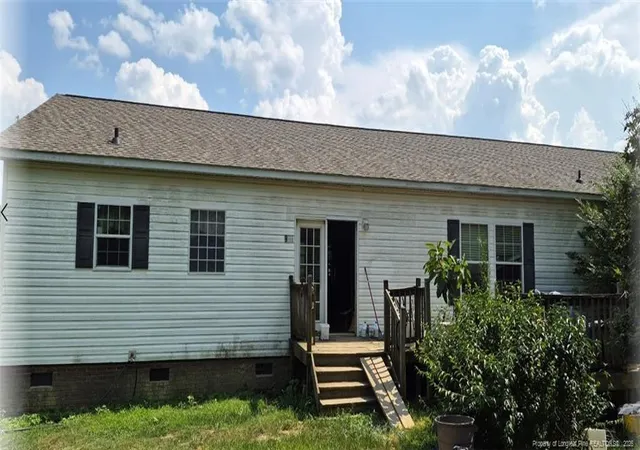 Photo 4 of Single family home for sale at 1011 Sweet Raspberry Ln, Lillington, NC 27546 | MLS# 765815 | Listing updated on 2026-08-05