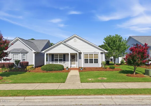 Photo 2 of Sale Pending at 488 Pinecroft Dr, Clayton, NC 27520 | MLS# 10180438 | Listing updated on 2026-09-21