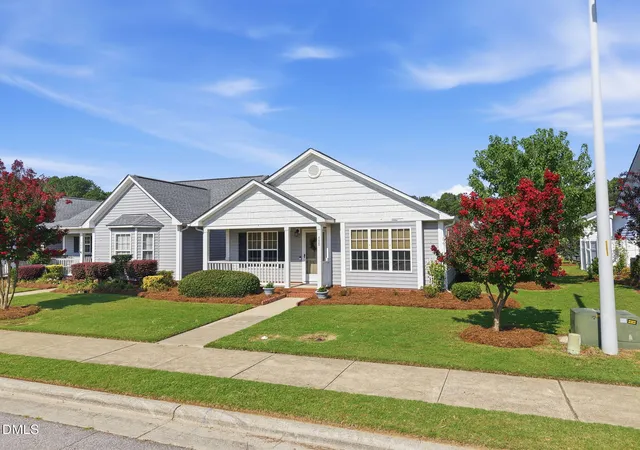 Photo 3 of Sale Pending at 488 Pinecroft Dr, Clayton, NC 27520 | MLS# 10180438 | Listing updated on 2026-09-21
