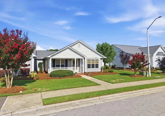Photo 3 of Sale Pending at 488 Pinecroft Dr, Clayton, NC 27520 | MLS# 10180438 | Listing updated on 2026-09-21