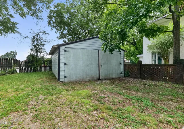 33rd image of 118 Cabarrus Ave W, Concord, NC 28025 | MLS# 10179659