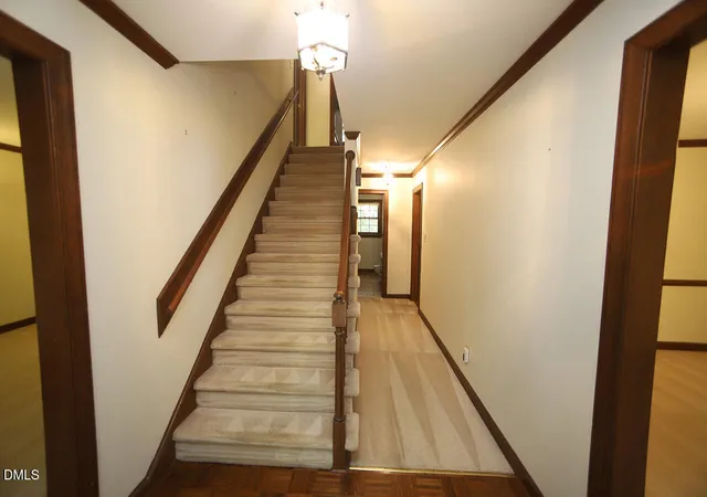 Photo 4 of Sale Pending at 110 Overview Ln, Cary, NC 27511 | MLS# 10179729 | Listing updated on 2026-09-13