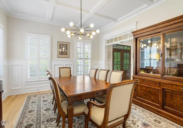 Photo 4 of Sale Pending at 708 Meadowmont Ln, Chapel Hill, NC 27517 | MLS# 10181629 | Listing updated on 2026-08-17