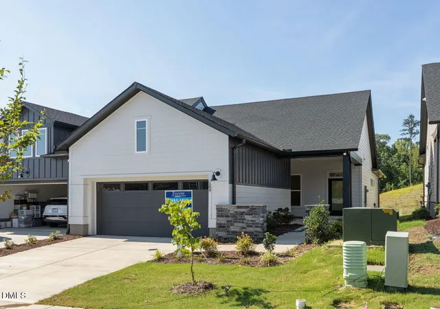 Photo 3 of Sale Pending at 160 Tantara Bnd, Pittsboro, NC 27312 | MLS# 10179669 | Listing updated on 2026-08-14