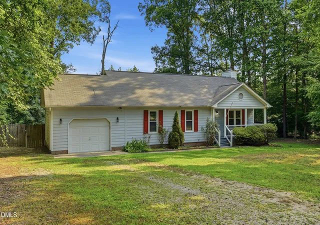 Photo 3 of Single family home for sale at 336 Thornwood Ln, Youngsville, NC 27596 | MLS# 10180714 | Listing updated on 2026-09-20