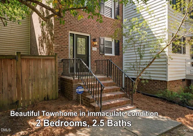 1st image of 106 Gunston Ct, Chapel Hill, NC 27514 | MLS# 10181077