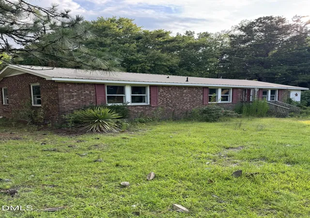 Photo 3 of Manufactured home for sale at 2633 Tanbark Dr, Nashville, NC 27856 | MLS# 10180095 | Listing updated on 2026-07-18