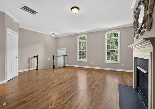 Photo 3 of Sale Pending at 3507 Edgemont Dr, Raleigh, NC 27612 | MLS# 10181050 | Listing updated on 2026-09-02