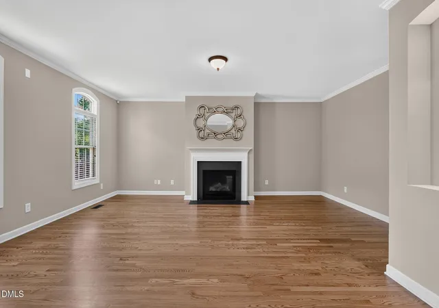 Photo 4 of Sale Pending at 3507 Edgemont Dr, Raleigh, NC 27612 | MLS# 10181050 | Listing updated on 2026-09-02