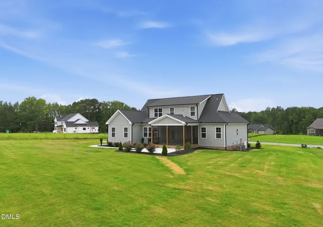 Photo 4 of Single family home for sale at 35 Wheatfield Ln, Youngsville, NC 27596 | MLS# 10180046 | Listing updated on 2026-08-17