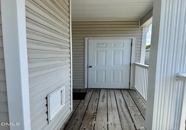 2nd image of 3009 Winston Dr, Burlington, NC 27215