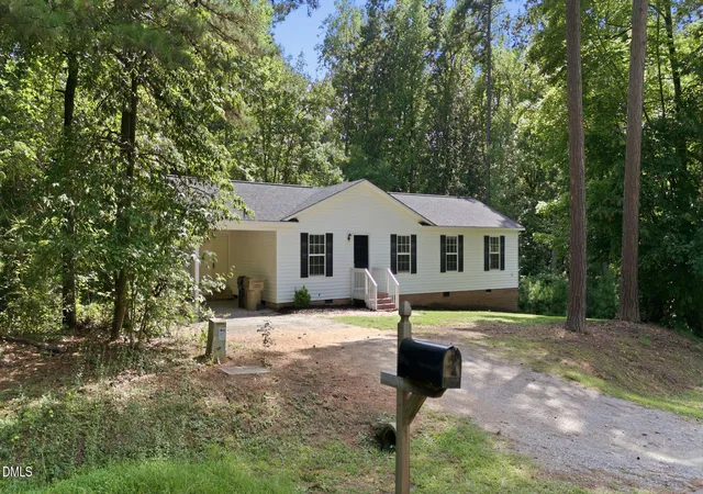 3rd image of 221 Dogwood Ave, Clayton, NC 27520 | MLS# 10181229