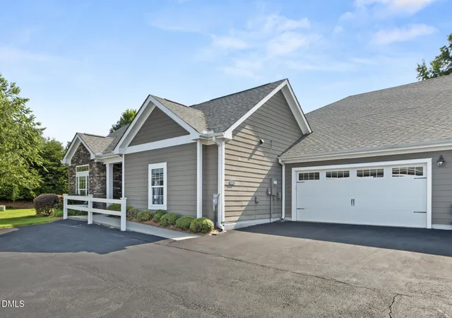 Photo 2 of Sale Pending at 1467 Orchard Villas Ave, Apex, NC 27502 | MLS# 10181888 | Listing updated on 2026-08-29
