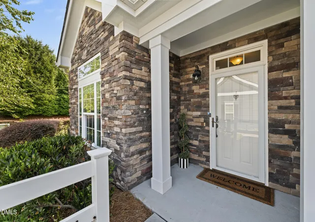 Photo 3 of Sale Pending at 1467 Orchard Villas Ave, Apex, NC 27502 | MLS# 10181888 | Listing updated on 2026-08-29