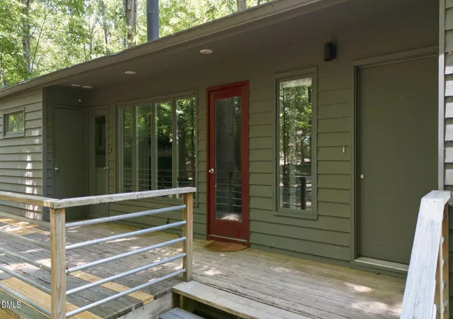 Photo 3 of Single family home for sale at 3513 Travis Ct, Chapel Hill, NC 27516 | MLS# 10180816 | Listing updated on 2026-07-19