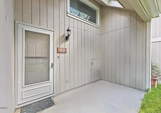 3rd image of 4101 Five Oaks Dr #40, Durham, NC 27707 | MLS# 10179758