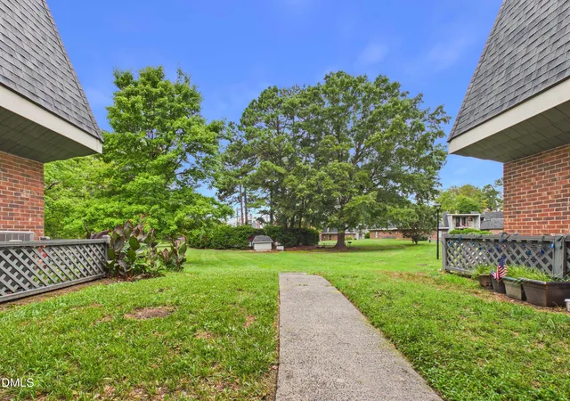 38th image of 108 Ephesus Church Rd #414, Chapel Hill, NC 27517 | MLS# 10180077