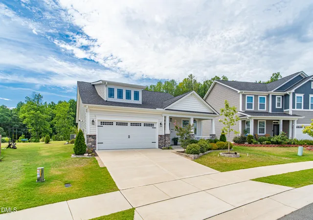 2nd image of 1112 Quindell Dr, Holly Springs, NC 27540 | MLS# 10179764