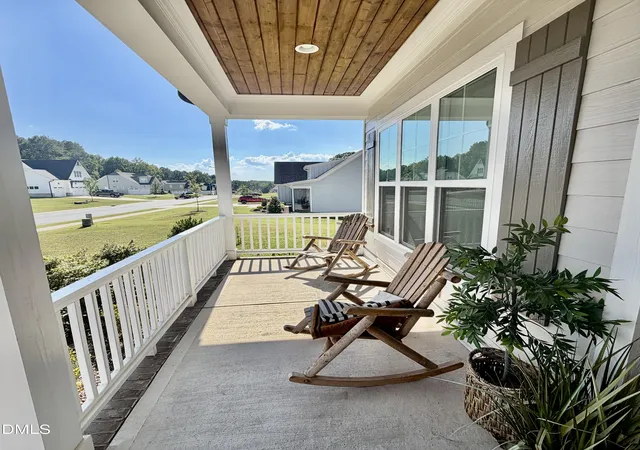Photo 3 of Single family home for sale at 318 Lambert Ln, Fuquay Varina, NC 27526 | MLS# 10181607 | Listing updated on 2026-09-19