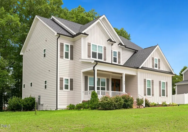 Photo 3 of Single family home for sale at 318 Lambert Ln, Fuquay Varina, NC 27526 | MLS# 10181607 | Listing updated on 2026-09-19