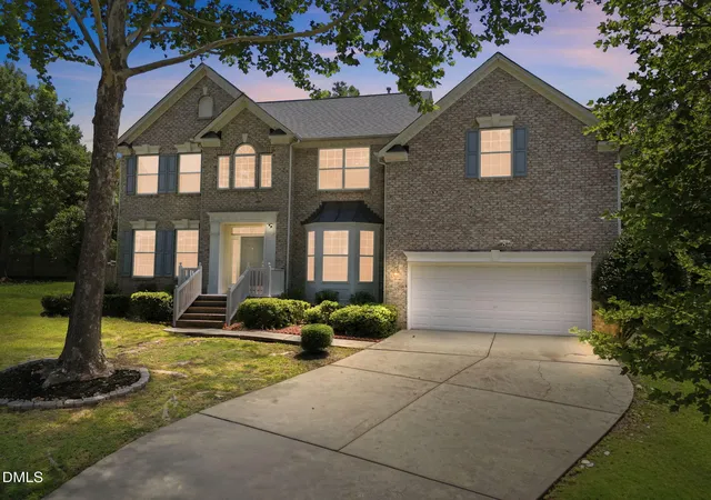 Photo 1 of Single family home for sale at 5 Bobcat Ct, Durham, NC 27713 | MLS# 10180604 | Listing updated on 2026-08-24