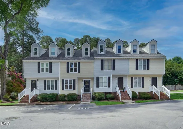 1st image of 3613 Plumbridge Ct, Raleigh, NC 27613 | MLS# 10181690
