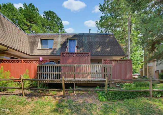 Homes for sale in Chapel Hill, NC | 386 Summerwalk Cir #386, Chapel Hill, NC 27517 | MLS# 10179803