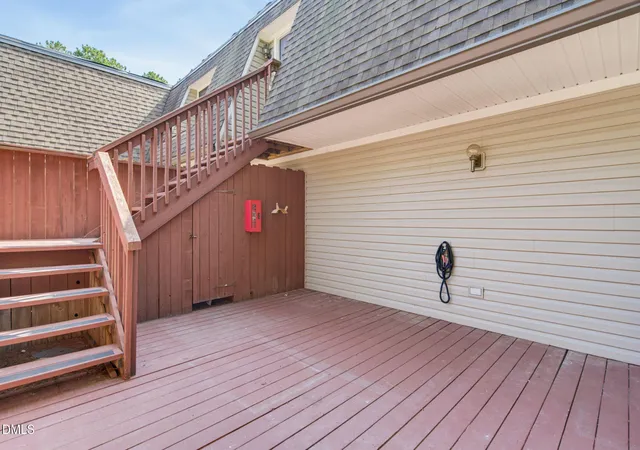 Listing Photo 5 - Condo for sale in building located at 386 Summerwalk Cir, Chapel Hill, NC 27517 - Unit #386