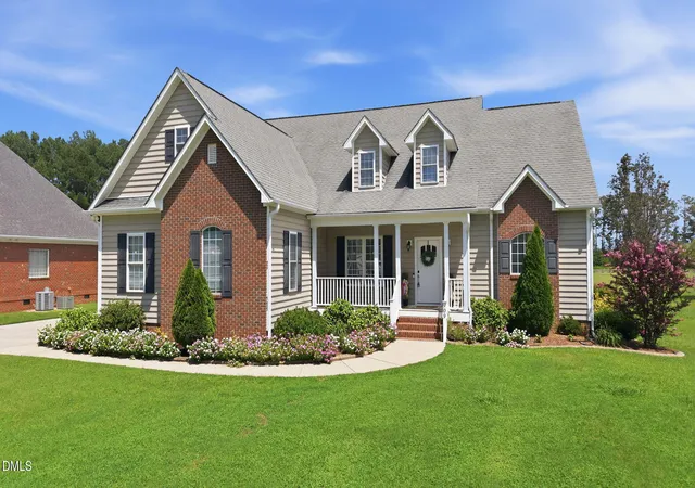 Photo 3 of Sale Pending at 909 Gor An Farm Rd, Selma, NC 27576 | MLS# 10179817 | Listing updated on 2026-08-26